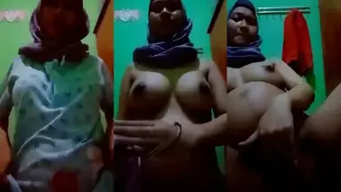 Hijab Bumil Toket Gede Colmek Memek Basah Liar
